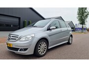 Mercedes-Benz B-klasse - 170 AUTOMAAT NAVI PSENSOR TREKHAAK 2 X SLEUTELS