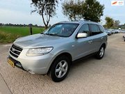 Hyundai Santa Fe - 2.7i V6 Dynamic Lees Tekst !