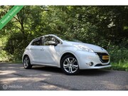 Peugeot 208 - 1.2 PureTech Roland Garros | Pano | AUTOMAAT!! |