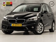 BMW 2-serie - 220i High Executive 7 Persoons 192Pk Automaat (NAVIGATIE, 4 