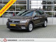 Volkswagen Tiguan - 1.4 TSI ACT Comfortline Business *Modeljaar 2017!!