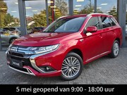 Mitsubishi Outlander - 2.4 PHEV Intense S | Navigatie | Trekhaak |