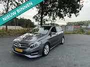 Mercedes-Benz B-klasse - 180 d Lease Edition COMPLEET MET TAXI METERS ZO UIT HET WERK