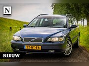 Volvo V70 - 2.5 T |Trekhaak |Leder |LM Velgen |210pk