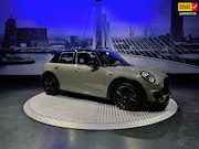 MINI Cooper - 5-Deurs 1.5 60 Years Edition *JCW-Pakket*LED*Pano*WInterpakk