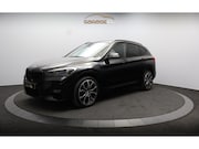 BMW X1 - sDrive18i High Executive M-Sport / NAV / LED / 18'' LM velge