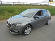 Skoda Fabia - Skoda Fabia 1.0 benzine 5 deurs Automaat airco lmv 13.000km
