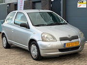 Toyota Yaris - 1.3-16V VVT-i Luna