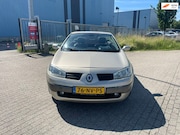 Renault Mégane - 2.0-16V Privilège Luxe