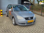 Volkswagen Polo - 1.4-16V Optive