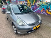 Honda Jazz - 1.4 LS digitale airco elektrische ramen zeer leuke auto boek