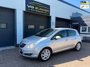 Opel Corsa - 1.4-16V Cosmo luxe uitvoering