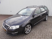 Volkswagen Passat - 2.0 FSI Sportline Business ( APK KEURING BIJ AFLEVERING )