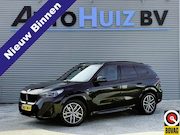 BMW X1 - sDrive20i M Sport Panoramadak Trekhaak Elek. Stoelverstellin