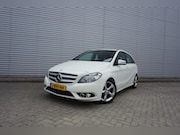 Mercedes-Benz B-klasse - 180 Prestige AUTOMAAT -Airco / Navi / Cruise / PDC / Elektr.