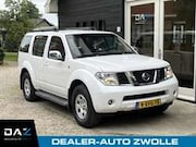 Nissan Pathfinder - 4.0 V6 LE Premium IT 7P/4X4/Aut/Airco/Audio