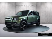 Land Rover Defender - 110 P300e Forest Edition | Panoramadak | Trekhaak | Cold Cli