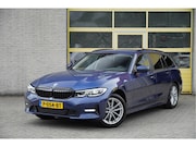 BMW 3-serie - Touring 318i Automaat! Business Edition Plus BJ2022 Lmv 17"