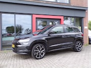 Skoda Karoq - 1.5 TSI ACT Sportline Business Pano Trekhaak Carplay Navi Bo