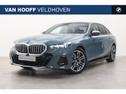 BMW 5-serie - 550e xDrive M Sport Automaat / Panoramadak / Achteruitrijcam