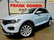 Volkswagen T-Roc - 1.5 TSI 150PK Sport + OH Historie|LED|Sfeerverl.|Adaptive Cr