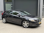 Volvo V40 - 1.6 T4 Momentum