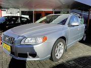 Volvo V70 - 2.5T 200PK Momentum Automaat 200 PK Half Leder Xenon Dea