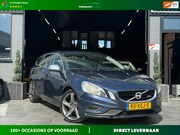 Volvo V60 - 1.6 T3 R-Design|2e eig|NAP|AUT|PDC|Trekhaak|Cruise