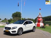 Mercedes-Benz GLA-Klasse - 180 Ambition *PANO *AMG-STYLING