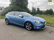 Volvo V40 - 2.0 D2 R-Design Business BJ 2015 AIRCO Zeer Nette Staat