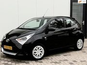 Toyota Aygo - 1.0 VVT-i x-play AUTOMAAT