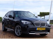 BMW X1 - XDrive28i Exe Aut Pano Carplay Leer