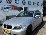 BMW 3-serie - 325i Executive