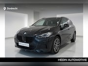BMW 2-serie Active Tourer - 225e xDrive M-Sport | Panoramadak | Stoelverwarming | Camera