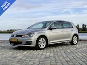 Volkswagen Golf - 1.0 TSI Connected Series|Carplay|Camera|Cruise