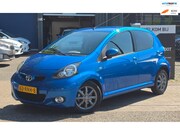 Toyota Aygo - 1.0-12V Dynamic Navigator AUTOMAAT UNIEK!! NAP ALLE OPTIES