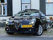 Alfa Romeo Giulietta - 1.4 T Progression|Pano|Clima|Cruise|Nieuwe distrib