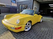 Porsche 911 - Cabrio Wide Body 3.0 SC